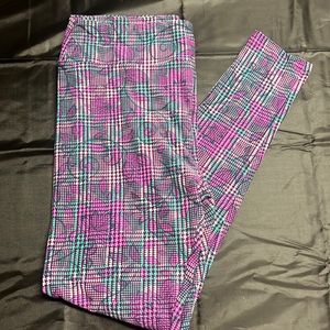 Flower Pattern Leggings Tall & Curvy